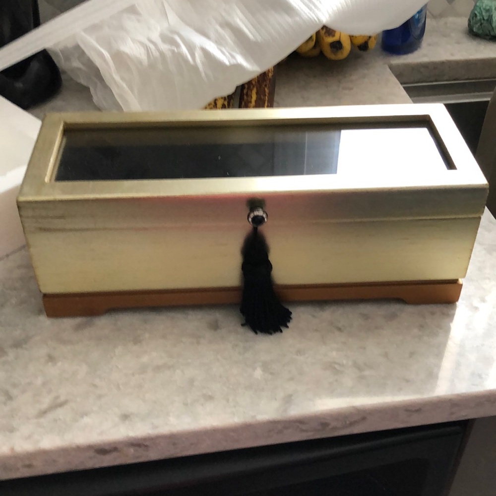 - Bombay company jewelry box